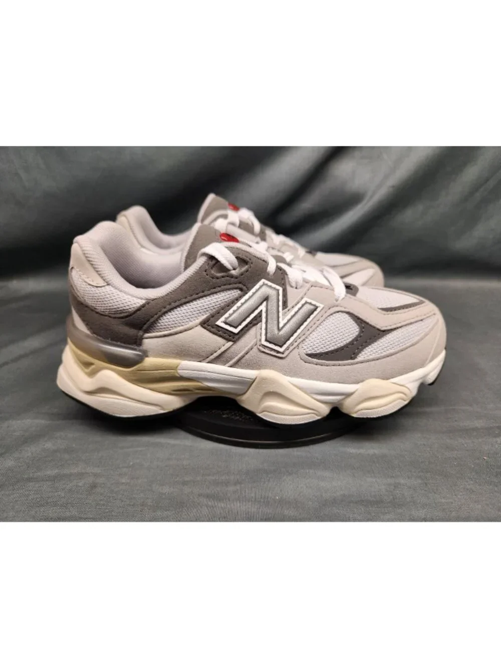 New Balance 9060 Sneakers PC9060GY Suede Grey Kids Size 3 BRAND NEW NO BOX!